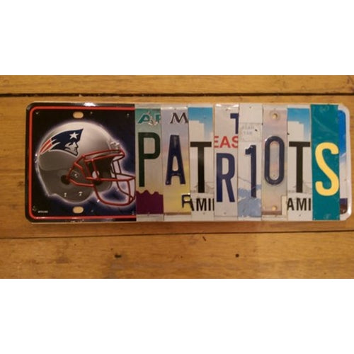 License Plate Wall Art –  Patriots (Helmet)